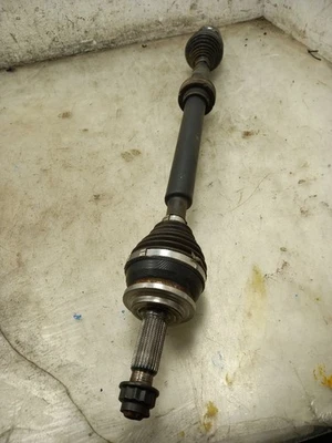 16 17 18 19 TOYOTA PRIUS L PASAJERO DELANTERO EJE DERECHO VIN FU Foto 1 de 4