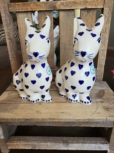 2 Boleslawiec Wiza Hand Made Polish Pottery Blue Bunny Rabbit Flower Pattern - Picture 1 of 10