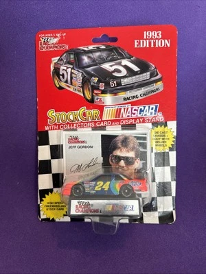 Jeff Gordon #24 Dupont CAR  1993 RACING CHAMPIONS - Image 1 of 2