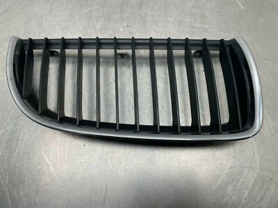 2008 BMW 328XI SERIES SEDAN OEM PASSENGER RIGHT FRONT GRILL TRIM PANEL UPPER 06 Foto 1 de 4