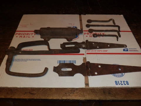 ANTIQUE BARN SHED DOOR HANDLE  latches spring loaded pull latch Cover