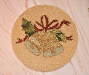 Christmas Bells Round Beaded Placemat Pack Of 2 Table Mats Home Décor - Picture 1 of 7