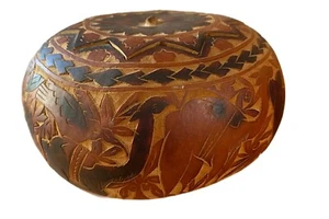 Peruvian Gourd Carved Story Telling Dancers Animals 6” Dia. Carved Lid Vintage - Picture 1 of 10