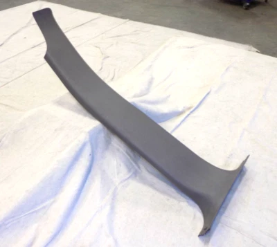 Panel de puerta trasero con moldura de pilar B lado del conductor LH OEM 2002 Tahoe Suburban Yukon Foto 1 de 4