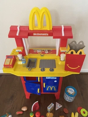 Juego de cocina McDonald's Drive Thru REGISTRO DE EFECTIVO y muchos juegos comida y extras Foto 1 de 4