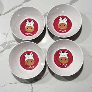 Kunststoff grün weiß rot Bauernhof Themenschalen 4er Set Dessertbecher Kuh Pferd Stall - Bild 1 von 16