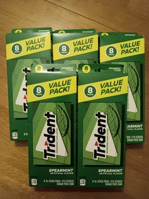 UNA [1] Caja: Ocho [8] - Catorce [14] Paquetes de Palos Tridente Sin Azúcar Menta Verde Foto 1 de 4