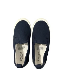 Walnut Melbourne Navy Blue Slip On Loafer Shoes Boys Girls Toddler Unisex in EUC - Picture 1 of 4
