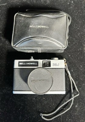 Bell Howell 35J Camera with 45mm Lumina Lens Focus Free & Carry Bag - Image 1 of 4