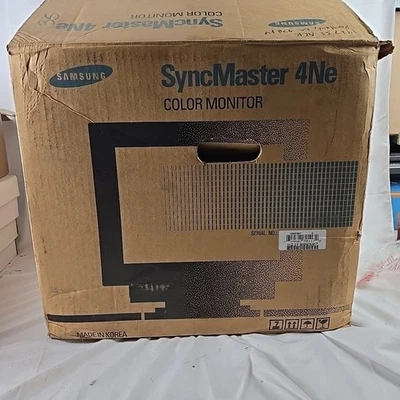 VTG 15" Samsung Syncmaster 4ne Open Box - Image 1 of 4