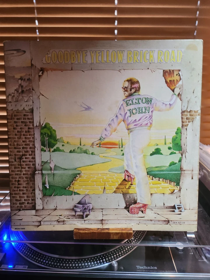 Elton John, Goodbye Yellow Brick Road, 1973 1st MCA Dbl Lp, MCA2-10003, VG+/VG+ - Image 1 of 4