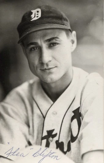 Flea Clifton autographed vintage Detroit Tigers Rowe postcard - Image 1 of 1