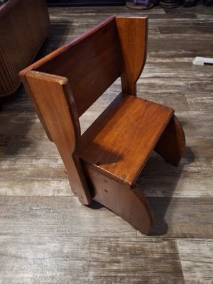 SILLA PLEGABLE PARA NIÑOS VINTAGE 1956 HECHA A MANO DE MADERA MACIZA TABURETE ESCALÓN Foto 1 de 4