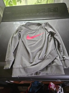 Girls nike sweater - Picture 1 of 2