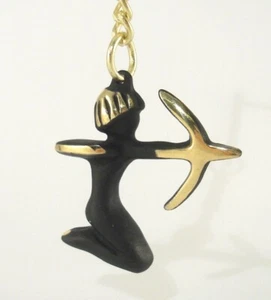 Walter BOSSE Vienna Key Ring Zodiac SAGITTARIUS Patinated Brass Keychain - Picture 1 of 4