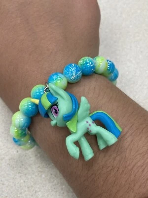 Pulsera My Little Pony Hecha a Mano MLP Verde Azul Nueva Dibujos Animados Lindos Sin Níquel Foto 1 de 4