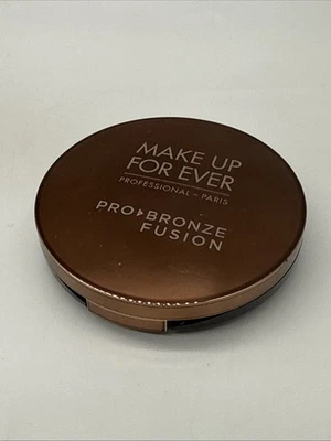 Make Up For Ever Pro Bronze Fusion Undetectable Compact - 10M 0.38oz NWOB (D5) - Image 1 of 3