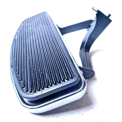 Harley-Davidson Road King Fight 2017 reposapiés delantero - 50622-09A Foto 1 de 4