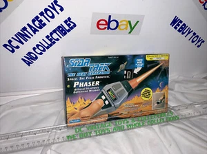 Playmates Star Trek TNG Phaser - 1992 - Vintage - Free USPS Priority Shipping! - Picture 1 of 12