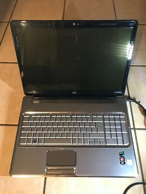 HP pavillion dv7 17 " dual core x2  3 Go Ram  HDD 500 Go PC windows pro - Photo 1/4