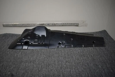 Audi A6 2013 soporte pilar fábrica OEM Foto 1 de 4