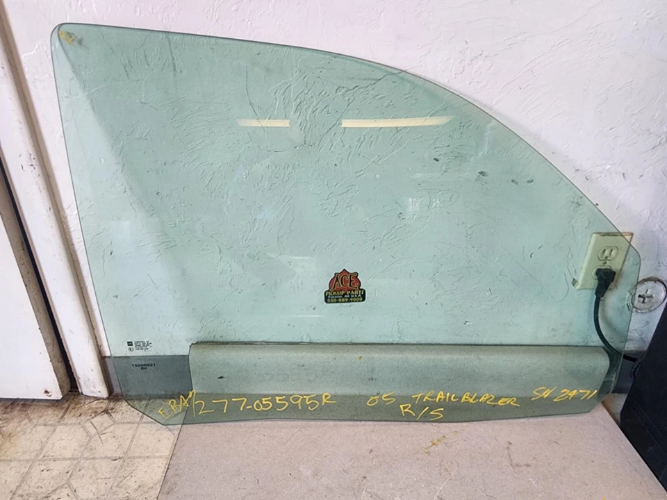 02-09 Chevy TrailBlazer exc. SS GMC Truck-Envoy exc Denali Right Side door Glass Foto 1 de 4