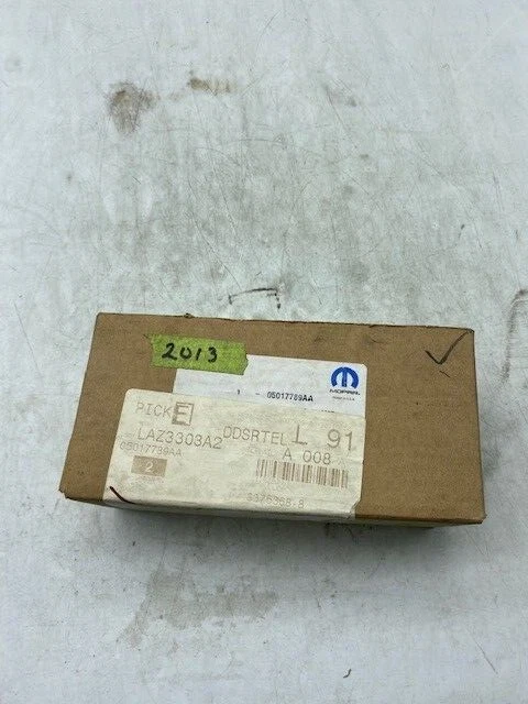 Correa tensora Mopar 05017789AA para Ram 2500 3500 187T Foto 1 de 1