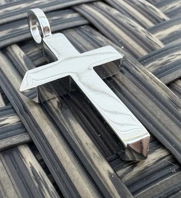 Colgante Cruz Pasión Pesada Gruesa Platino Foto 1 de 4