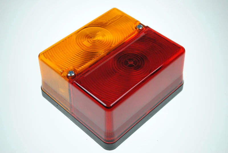 Britax Rear 4 function square rear trailer lamp to fit Ifor Williams - P0669