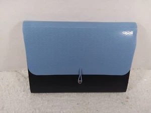 Expanding Plastic 13 Pocket File - Picture 1 of 3