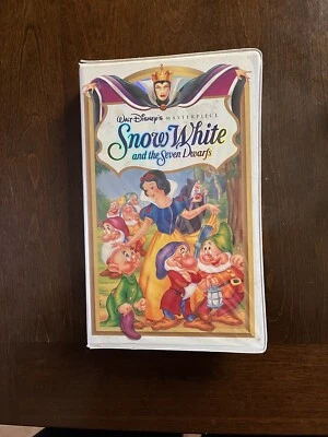 Walt Disney Masterpiece Snow White And The Seven Dwarfs… Rare!!! - Image 1 of 3