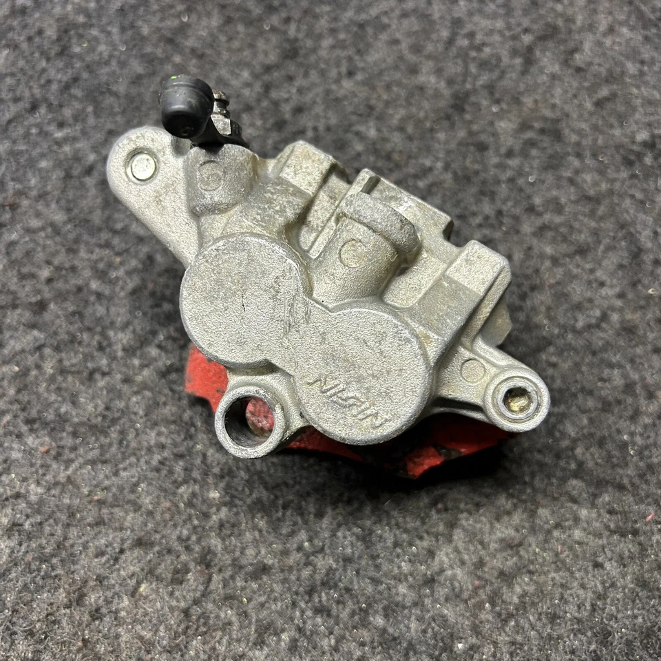 94 - 05 1998 KAWASAKI KX250 KX 125 250 ПЕРЕДНИЙ ТОРМОЗ СУППОРТ OEM NISSIN - Изображение 1 из 4