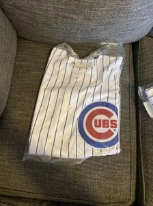 Majestic Coolbase Chicago Cubs  Authentic Jersey Sz medium Embroidered - Picture 1 of 2