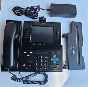 Phone VOIP CISCO CP-9951 LCD color + STAND + POWER ADAPTER - Zdjęcie 1 z 2