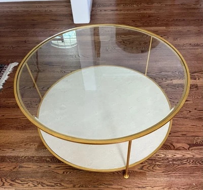 Mesa de centro Century Monarch de Perigold Foto 1 de 4