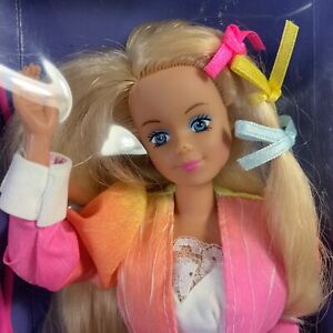 Vintage 1990’s Hasbro Sindy Doll - Petra Longhair BOXED 25136