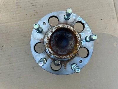 HYUNDAI VELOSTER 2012-2014 1,6 L eje trasero derecho rueda nublada OEM Foto 1 de 4