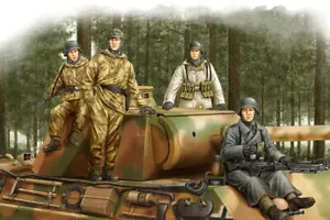 HobbyBoss 1/35 German Panzer Grenadiers Vol.2 (4 figures) - Picture 1 of 1