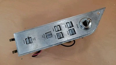 Interruptor de ventana eléctrica maestro conductor izquierdo Mercury Grand Marquis 1975-1978 fabricante de equipos originales Foto 1 de 4