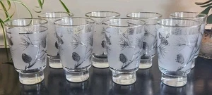 8 Pcs Vtg LIBBEY PONDEROSA PINE Frosted Silver Cocktail Glasses 10oz 5" - Picture 1 of 6
