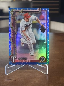 2025 Topps Holiday - Corey Seager #H125 - Luces navideñas azules metálicas - Imagen 1 de 2