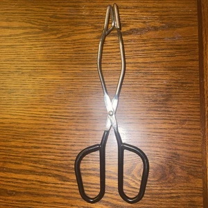 EKCO 10” Kitchen Tongs Black Rubberized Stainless Handles Long Grabber - Picture 1 of 4