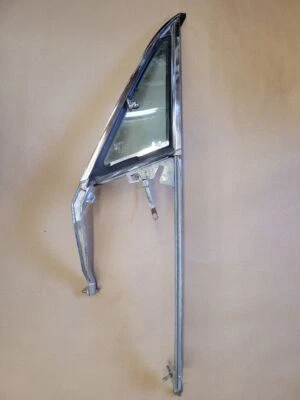 1969 PLYMOUTH FURY Driver Front Door Vent Glass Fits 69-73 CHRYSLER  - Image 1 of 4
