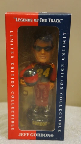 Jeff GORDON #24, Bobblehead, 2003-"Legends of the Track"-7"-Forever Collectibles Cover