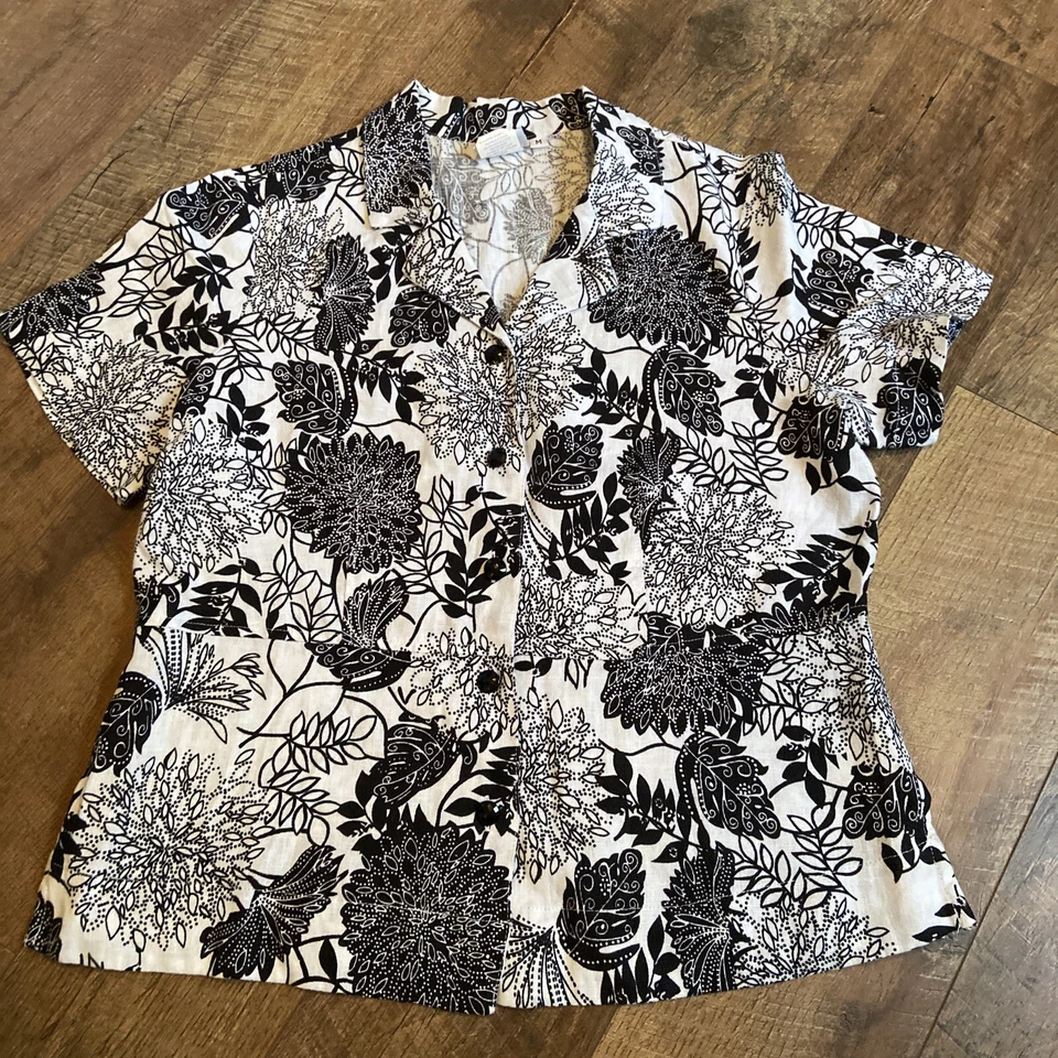 Hot Cotton | 100% Linen Black & White Floral Collared Blouse Petite Medium - Image 1 of 4