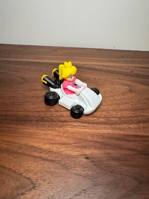 Juguete Mario Kart Princesa Melocotón McDonalds Foto 1 de 4