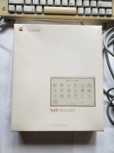 Vintage Apple HyperCard Retail Box with floppy disks, Macintosh SE - Picture 1 of 5