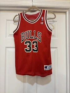 Vintage Scottie Pippen Chicago Bulls Champion Jersey  Red NBA Youth Large 14/16 - Picture 1 of 7