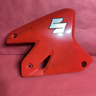 Suzuki DRZ400SM DRZ 400 2007 carenado de tanque de gasolina delantero derecho cubierta de plástico rojo Foto 1 de 4