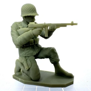 World War 2 American Toy Soldier Firing Thompson Military Resin 1/32 WW2 Figure - Picture 1 of 4